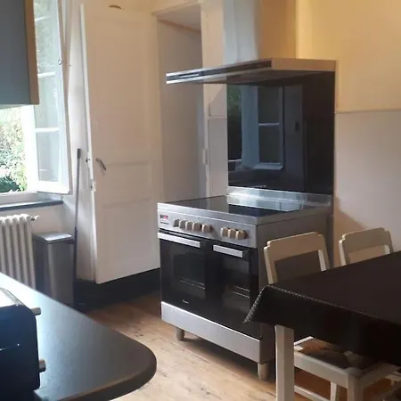 Magnifique Maison De Maitre Du 18e Avec Jardin *