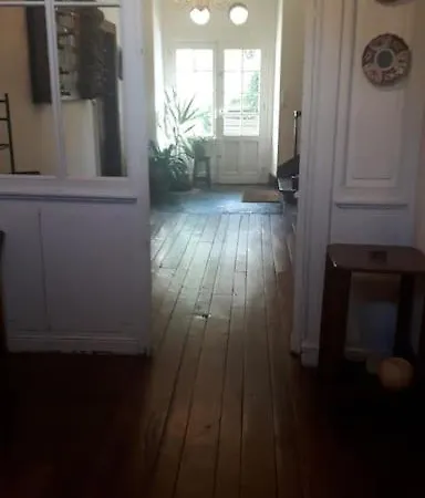 Magnifique Maison De Maitre Du 18e Avec Jardin *