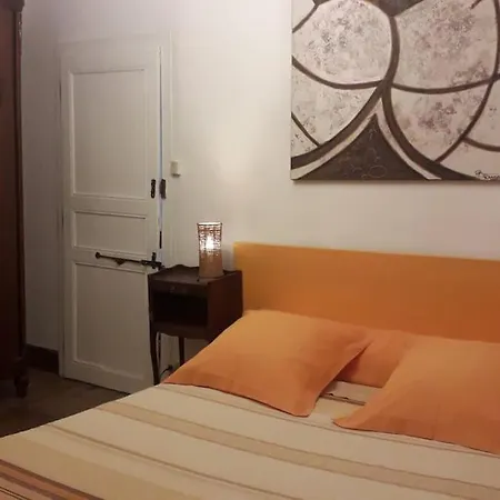 Magnifique Maison De Maitre Du 18e Avec Jardin Luz-Saint-Sauveur