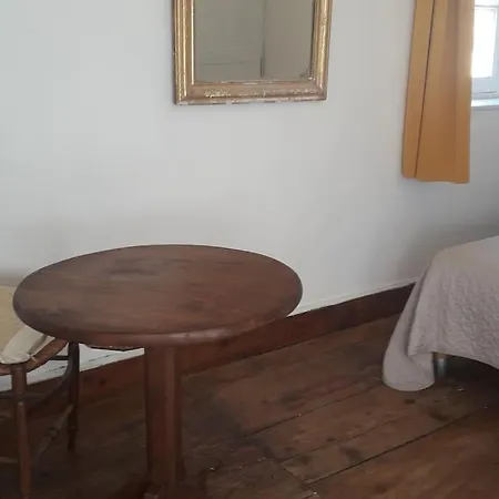 Magnifique Maison De Maitre Du 18e Avec Jardin *