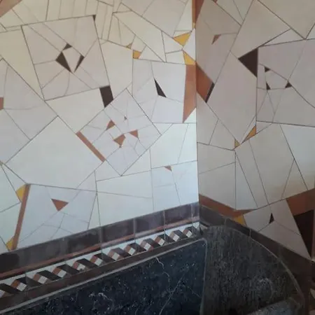 Magnifique Maison De Maitre Du 18e Avec Jardin *