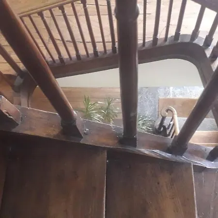 Magnifique Maison De Maitre Du 18e Avec Jardin *