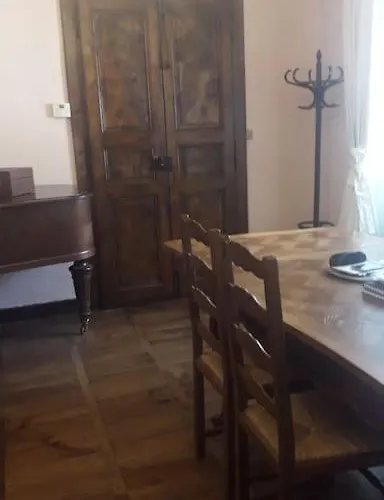 Magnifique Maison De Maitre Du 18e Avec Jardin *